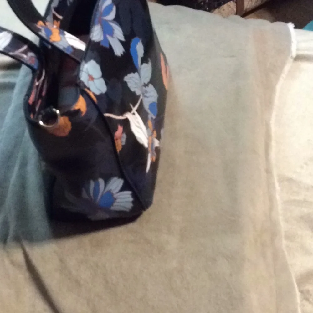 Who when wear purse